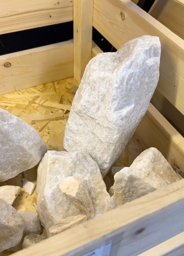 Камень Мрамор белый колотый 5-30см (цена за 1 кг)